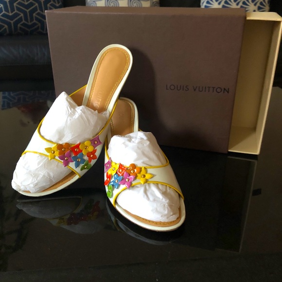 Authentic Louis Vuitton monogram floral mules - Picture 10 of 10